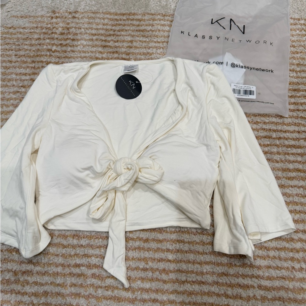 Klassy Network Resort Crop size small